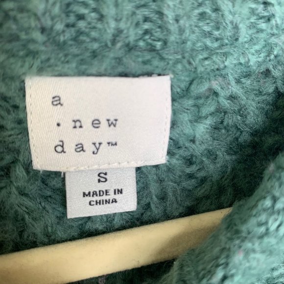 A NEW DAY Green Chunky Knit Crop Sweater Sz S - Picture 6 of 8